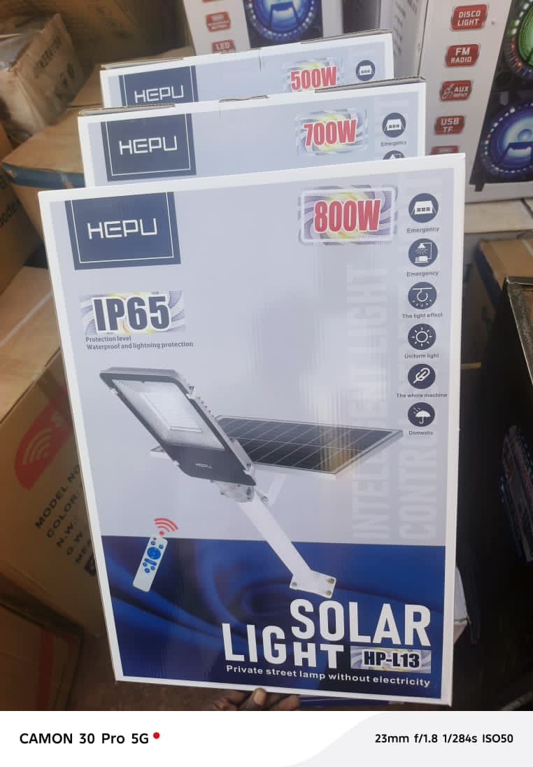 🌞 Lampadaires solaires intelligents HEPU – Éclairage autonome et puissant