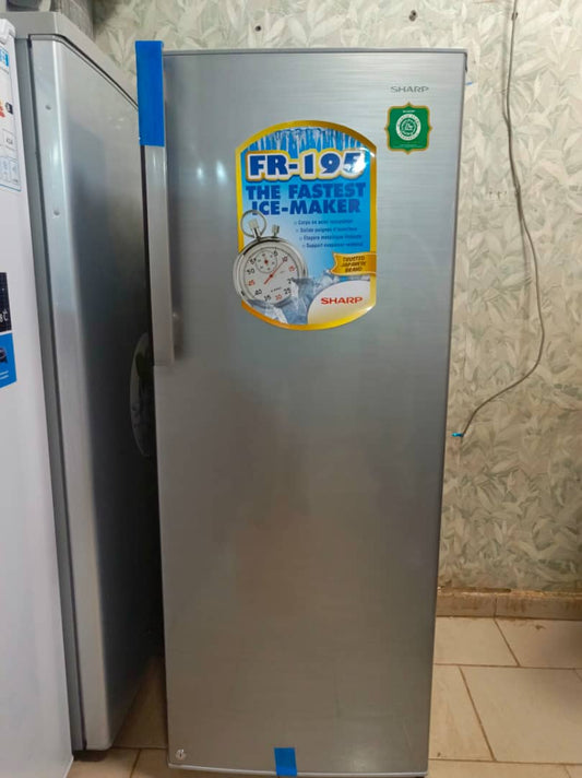 Congélateur vertical SHARP FR-195TGL-HS2 — X-tra Big & Fast Freezer — 325 000 F CFA — Livraison gratuite Bamako | Sugufyɛ.com
